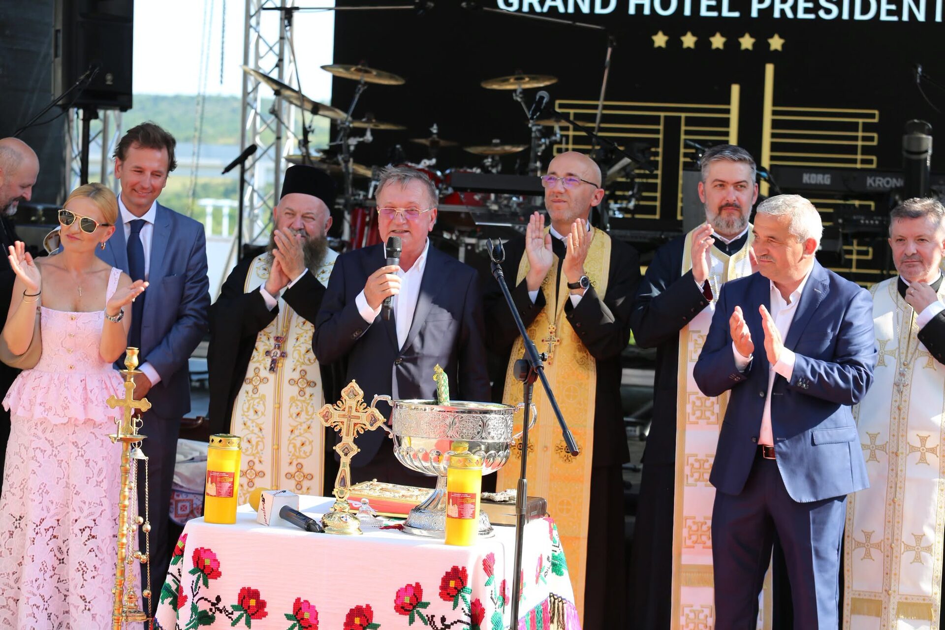 Grand Hotel President, noul simbol al turismului românesc! Investiția care ridică Băile Felix la nivel european, inaugurată în prezența premierului Ilie Bolojan și a sute de invitați
