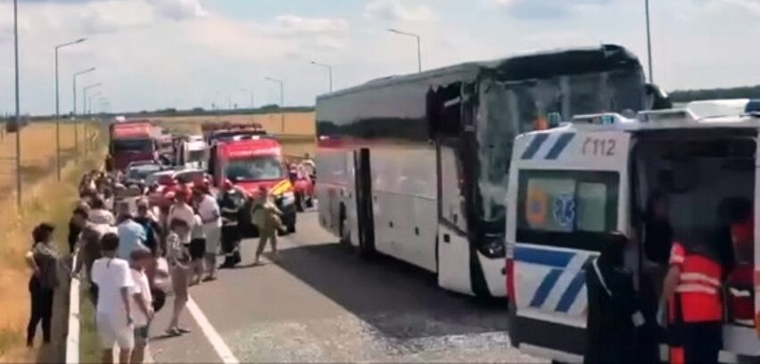 Planul Roșu, activat după un accident grav între un autocar și un TIR! 12 victime, printre care mai mulți copii.foto