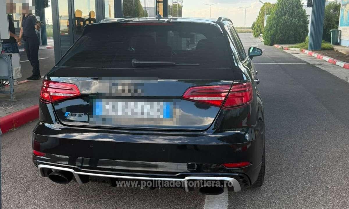Autoturism căutat de autorităţile din Italia, depistat de polițiștii de frontieră