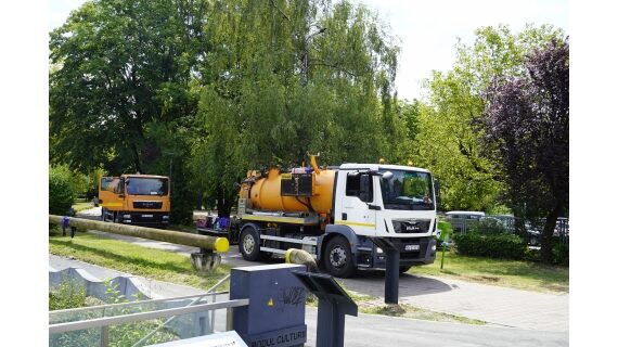 SC VITAL SA: BAIA MARE - Remedierea avariei la conducta Dn 800 mm din Parcul Dacia