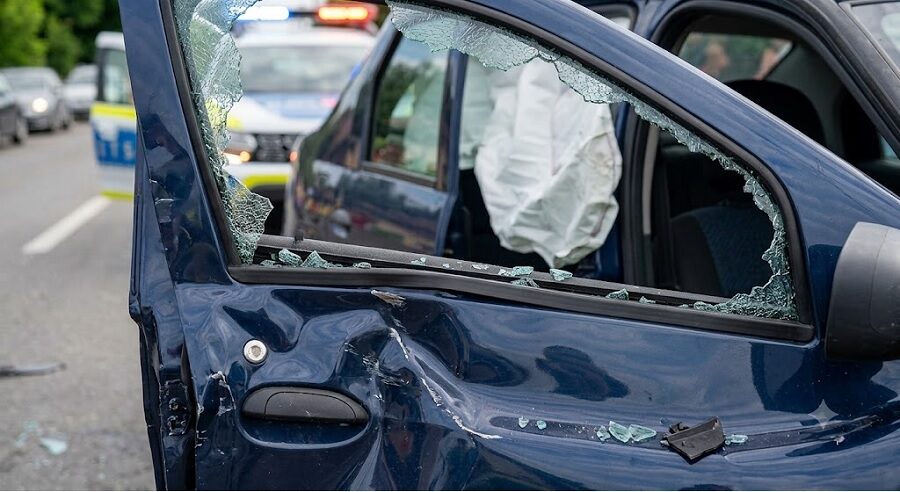 Accident grav pe strada Țibleșului din Târgu Lăpuș: Două persoane, printre care și o minoră, au ajuns la spital